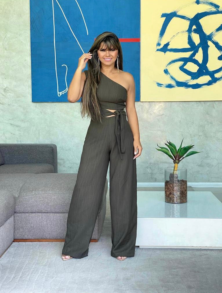 Maxi Jumpsuit With Bat Wing Sleeve and Deep Low V-Neckline